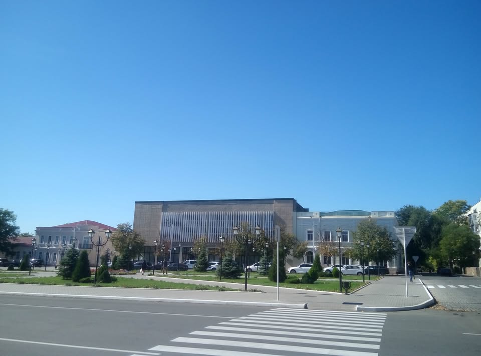 Ізмаїльський ліцей № 1 з гімназією з поглибленим вивченням англійської мови